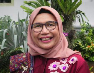 Pengangkatan Lili Pintauli Picu Ancaman Gugatan Warga Tangsel Terhadap Benyamin Davnie