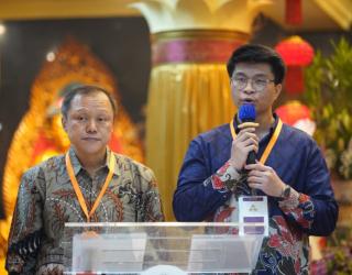Wihara Ekayana Arama Gelar Kathina 2025, Dihadiri 63 Bhikkhu dan Bhikkhuni