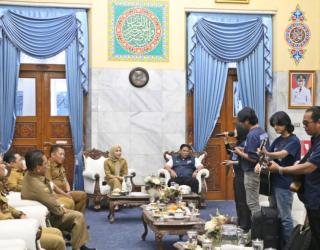 Lagu Komunitas Musik Jalanan Soroti Satu Tahun Kinerja Pemkab Serang