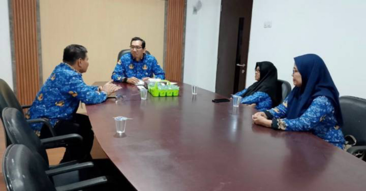 Plt Kepala Dinas Pendidikan Kota Tangerang, Ruta Ireng Wicaksono, menegaskan bahwa terduga pelaku telah dinonaktifkan untuk mencegah risiko lanjutan.
