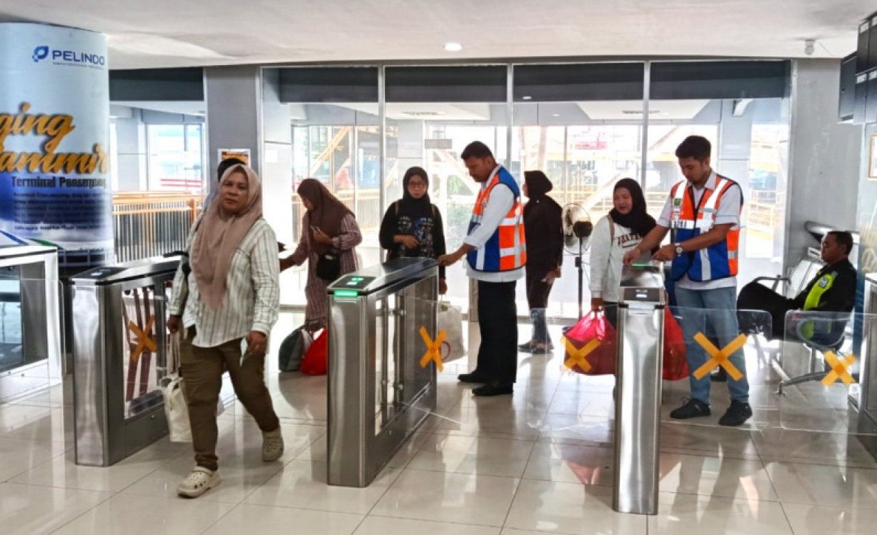 Peningkatan ini menunjukkan kepercayaan masyarakat yang terus tumbuh terhadap layanan angkutan laut.