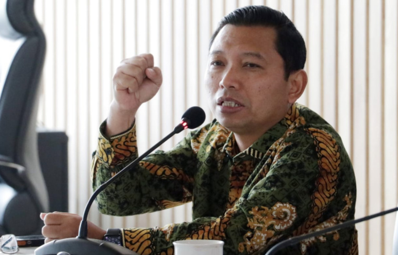 DPR meminta pemerintah memperluas program padat karya sebagai solusi jangka pendek.