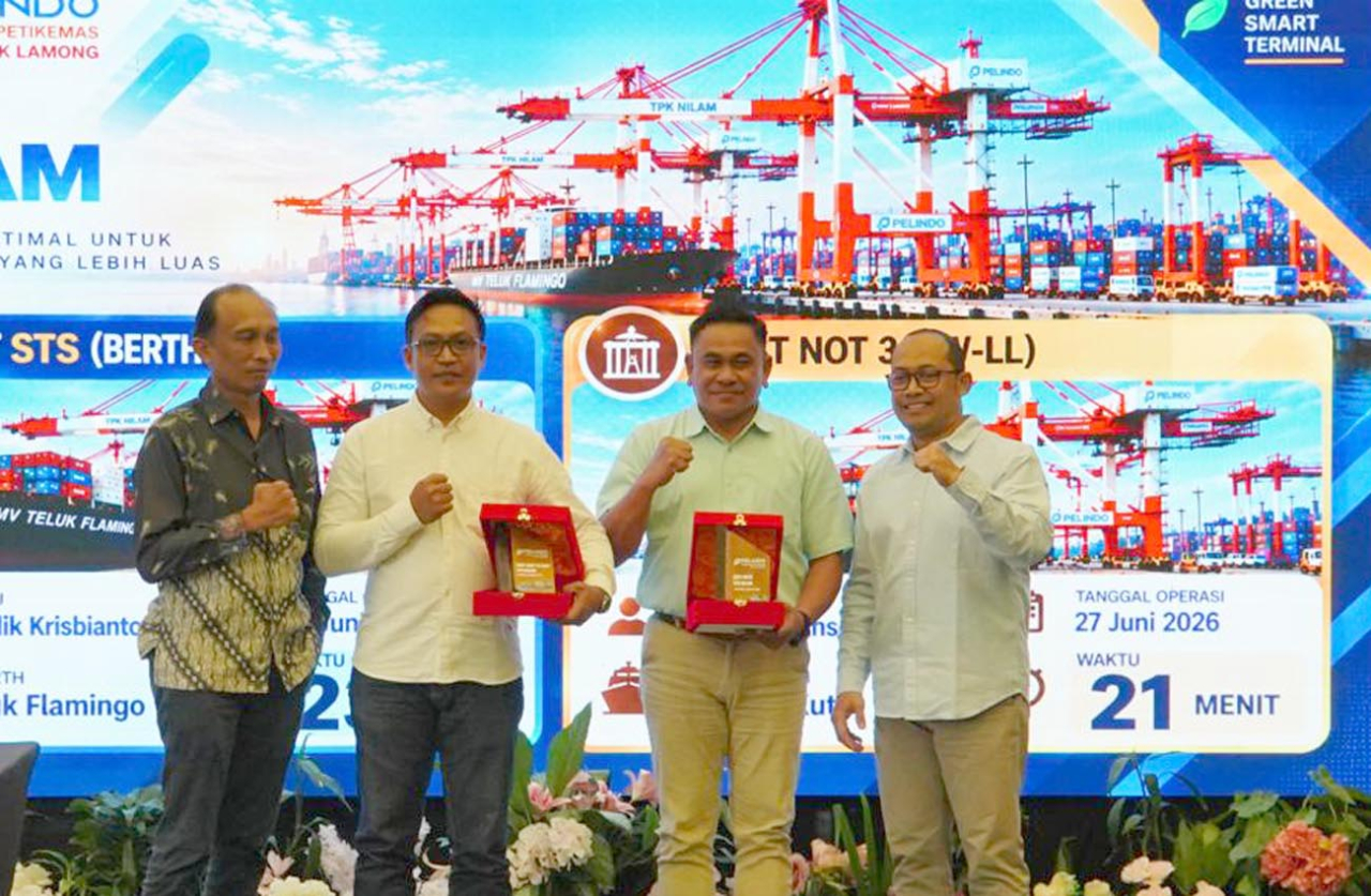 TTL bersama KSOP Utama Tanjung Perak mengevaluasi penerapan Zona EAZI dan memperkuat kolaborasi untuk meningkatkan efisiensi pelayanan kapal. Foto/Humas TTL